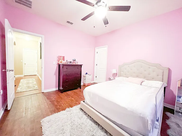 402 Rock Springs Cir — Photo 28
