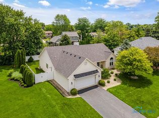 2039 Heritage Grn, Holland, OH 43528