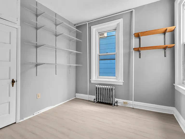 227 E Garrison St #1 — Photo 21