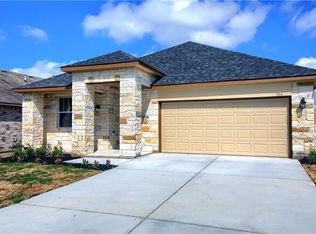 106 Wilderness Trl, Elgin, TX 78621