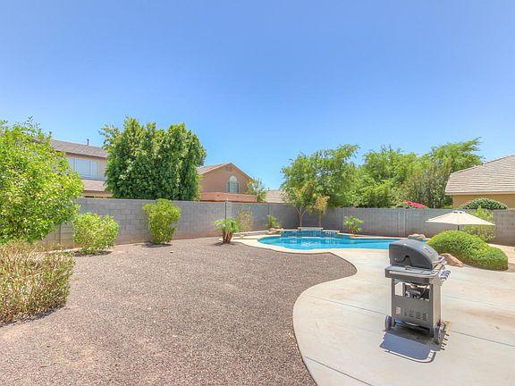 5th image of 22417 N 78th Ln