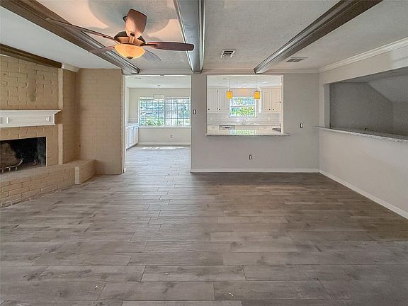 5th image of 10902 Fawnview Dr