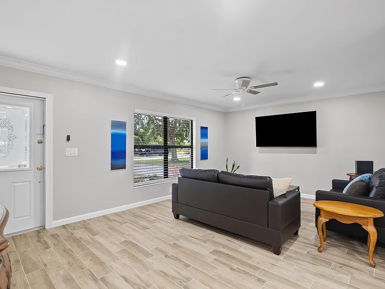 7806 Belmont Ave — Photo 13