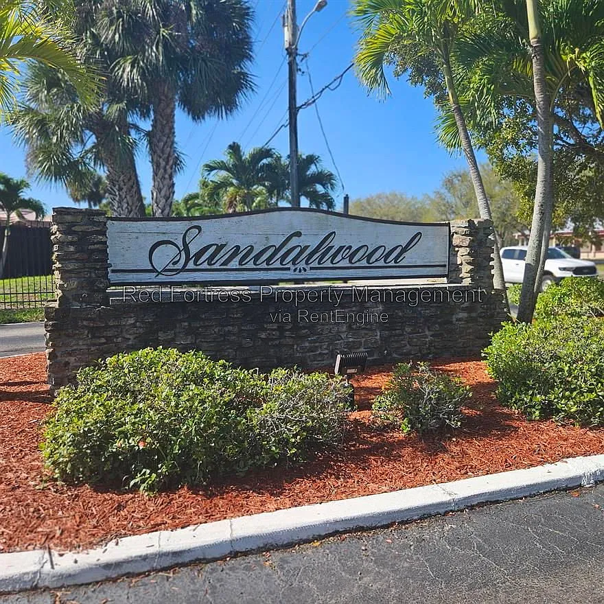 2 bed, 2.0 bath, 1168 sqft, $1,850 — Photo 4