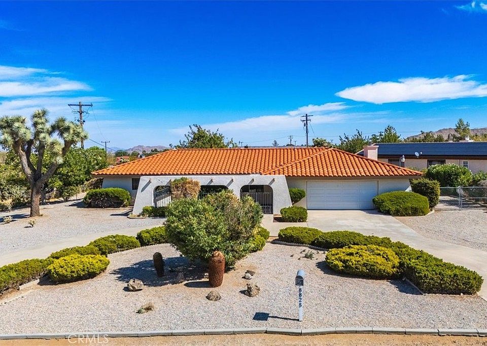 1st image of 8825 San Vincente Dr