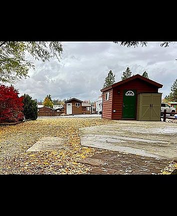 5th image of 40 Tall Pine Loop N