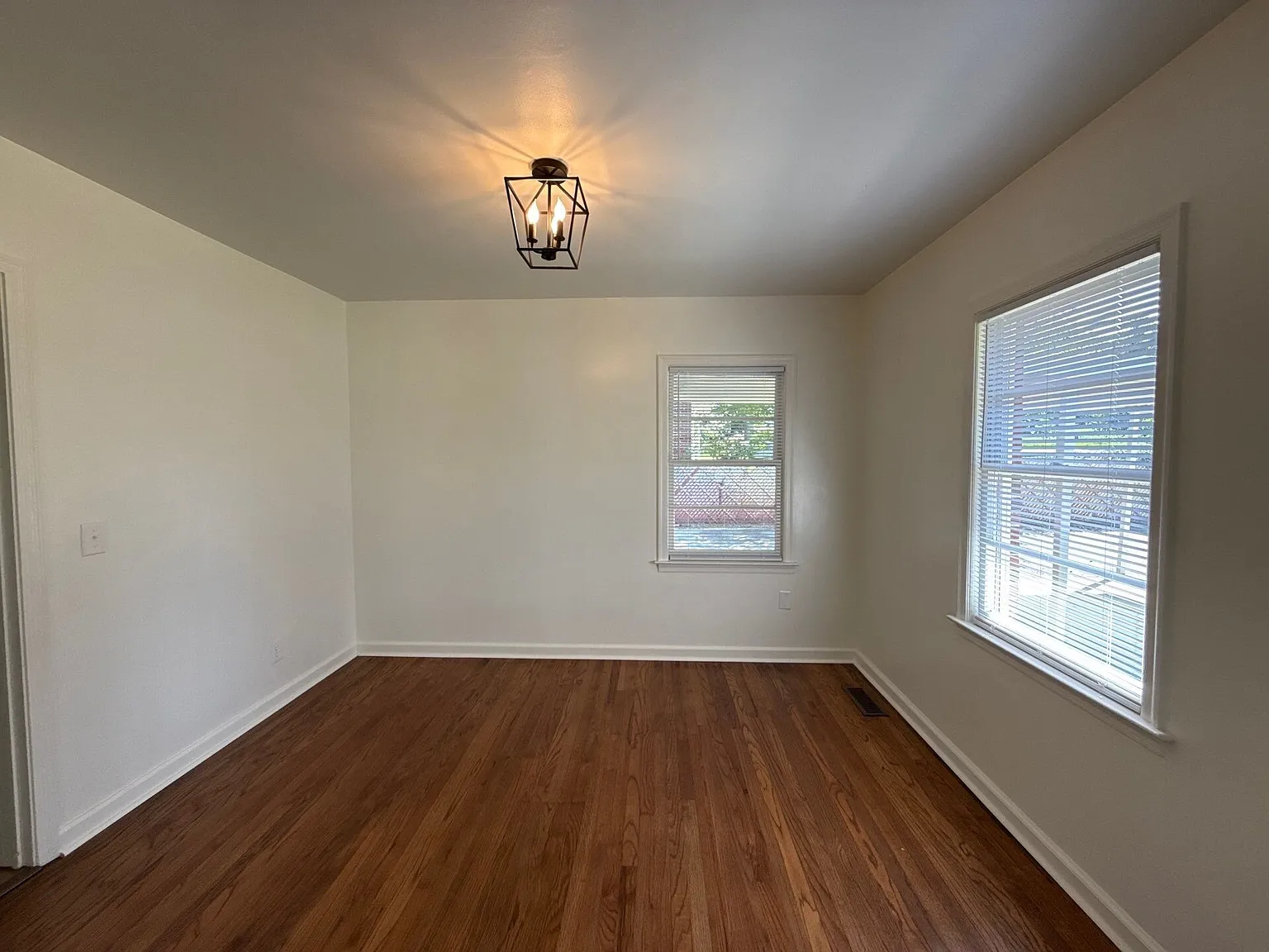 622 Cardinal Dr — Photo 3