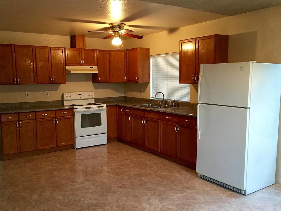 2nd image of 449 Rodeo Pl