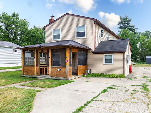 2nd image of 3114 Bessie St