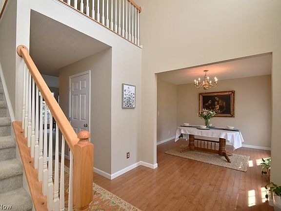 3rd image of 156 S Settlers Ln