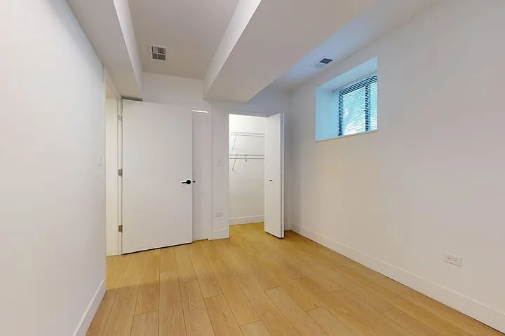 5700 S. Blackstone Avenue — Photo 45