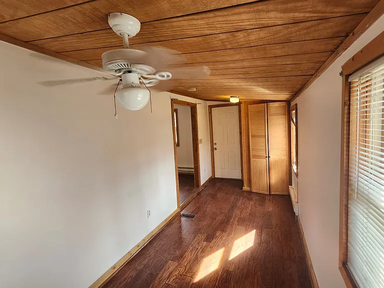 5 Woodland Cir S — Photo 7