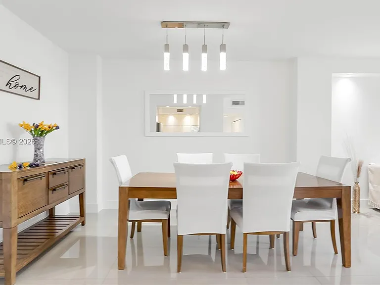 300 Bayview Dr #307 — Photo 10