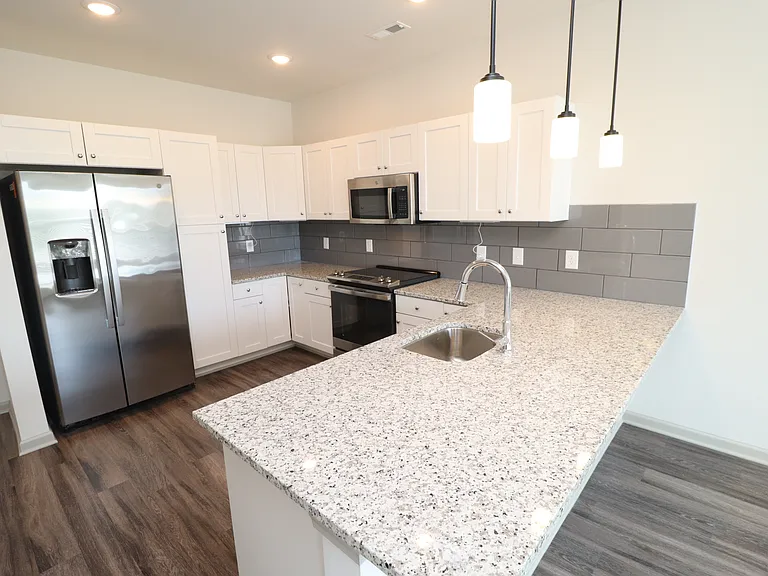 2402 Gathering Square Ct — Photo 5
