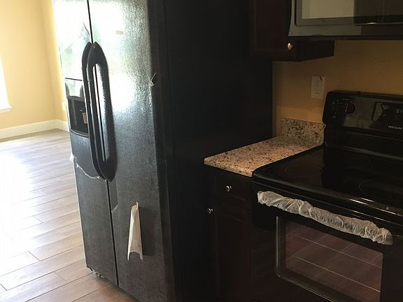 3rd image of 2210 Dumas Dr
