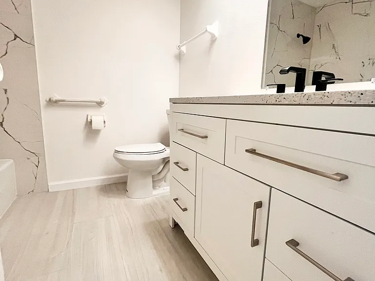 2420 Briar Oak Cir — Photo 41