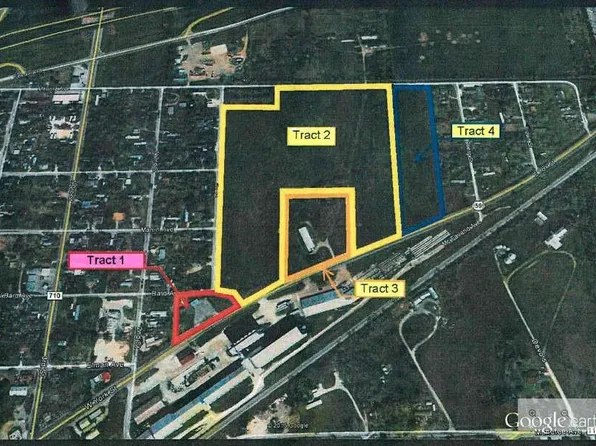 304 E York St #2, Ganado, TX 77962