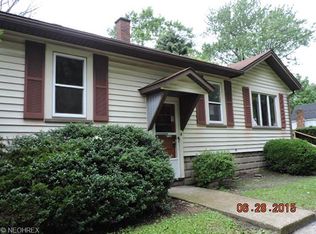 8762 Howland Springs Rd SE, Warren, OH 44484