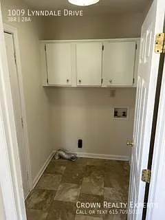 1009 Lynndale Dr — Photo 9