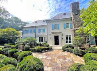 2485 W Wesley Rd NW, Atlanta, GA 30327