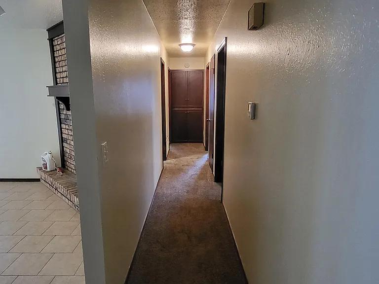 1116 Kings Ct — Photo 17