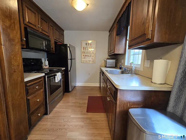 400 N Main St #24 — Photo 8