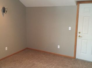 1004 Main St, Cedar Falls, IA 50613