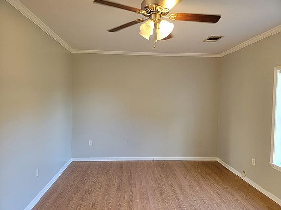 2nd image of 407 Rice Ln