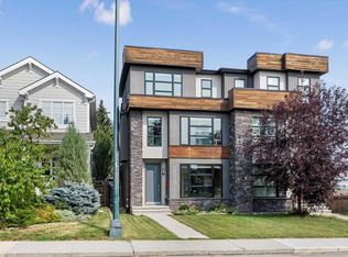2316 SW 22nd St NW, Calgary, AB T2M 3W4
