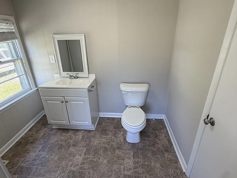 2161 N Carolina 55 — Photo 12
