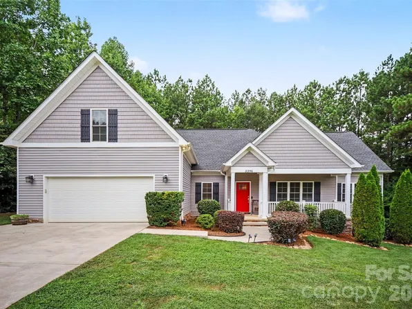3396 Long Cedar Ln, Alexis, NC 28006