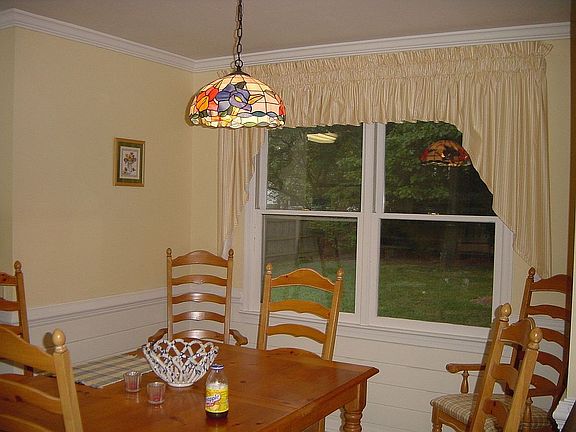 4th image of 919 Tabb Lakes Dr