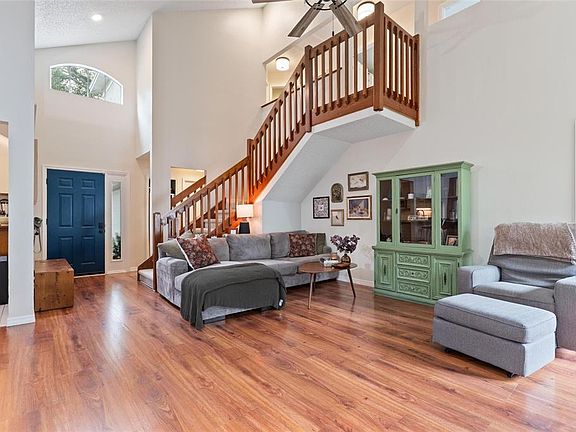 5th image of 3274 MONTROSE CIRCLE