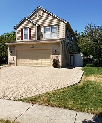 3rd image of 900 N Camden Ln