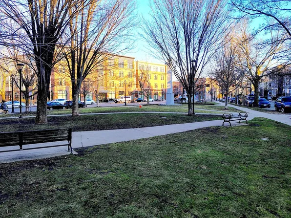 260 Washington Apartments Modern Living in the Heart of Salem, 260 Washington St APT 28, Salem, MA 01970
