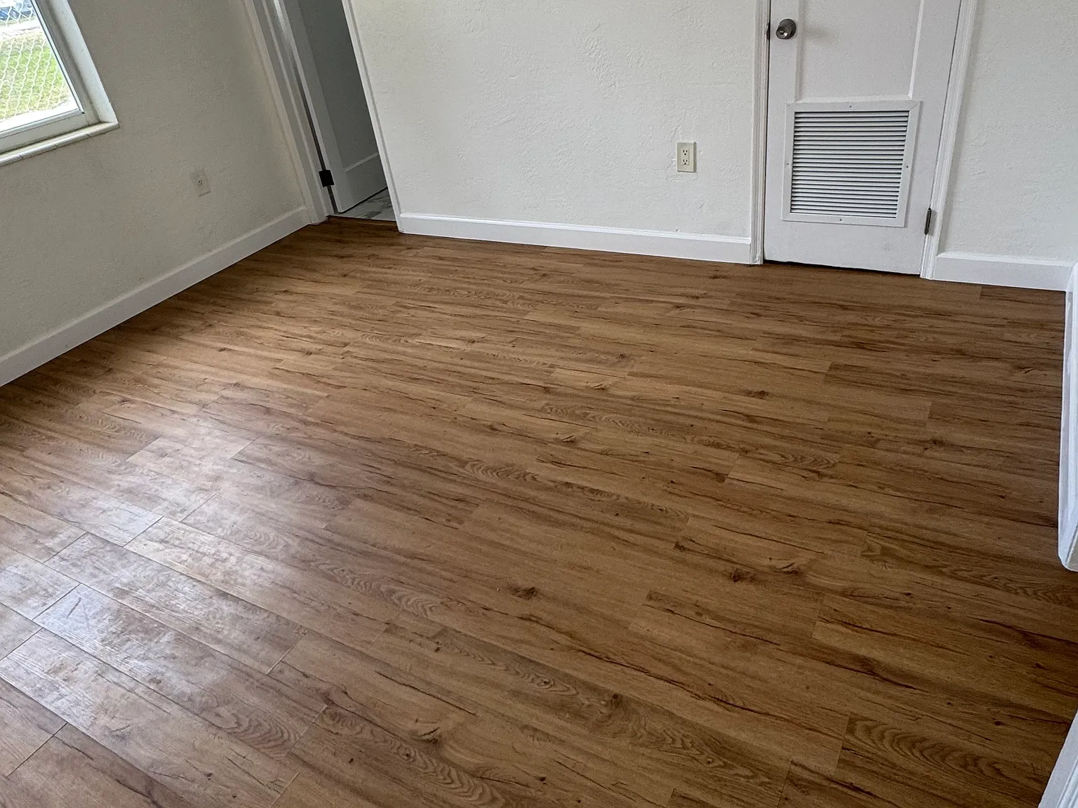 1 bed, 500 sqft, $1,700 — Photo 4