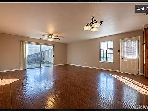 4th image of 35 Chattswood Ct