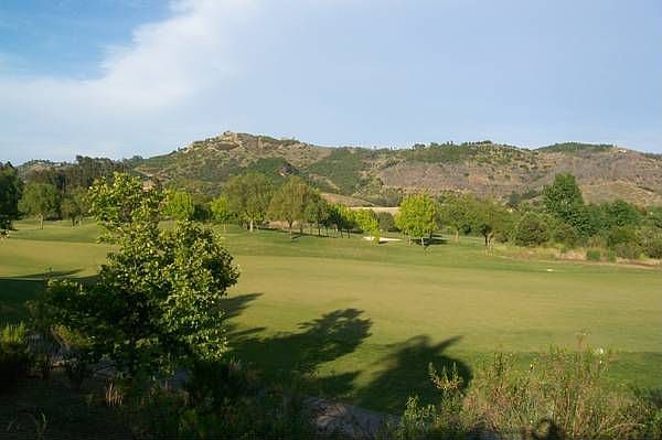 Backs up to 9th fairway!