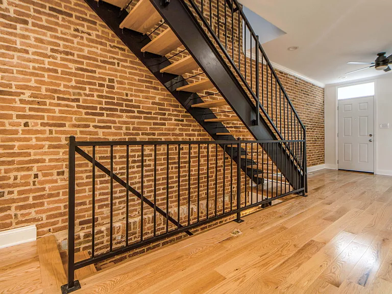 333 S Conkling St #A — Photo 10