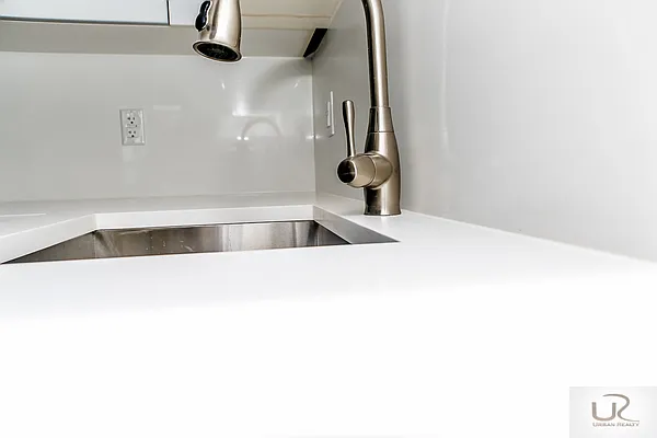 Rented by Urban Realty NYC | media 32