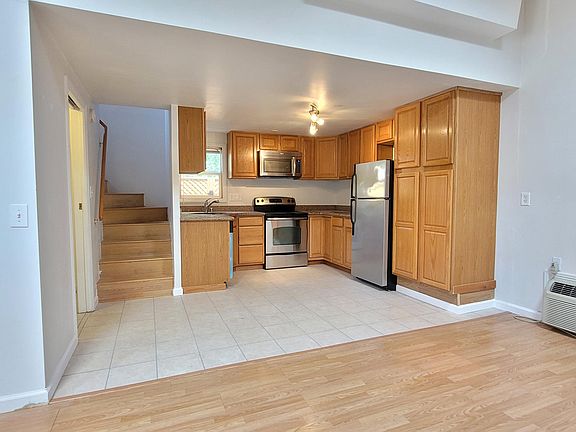 5th image of 4315 Fillmore St #322368059