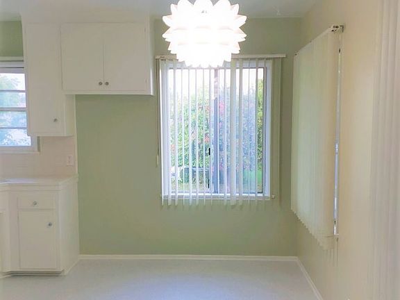 3rd image of 2803 W Clark Ave APT A