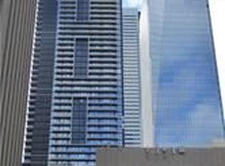 70 Temperance St #3015, Toronto, ON M5H 0B1