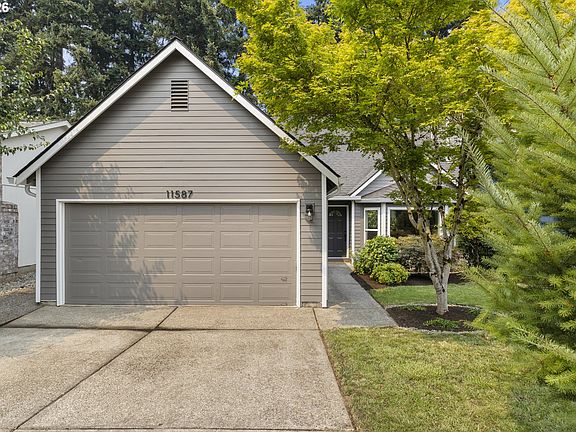 3rd image of 11587 SW Sheffield Cir