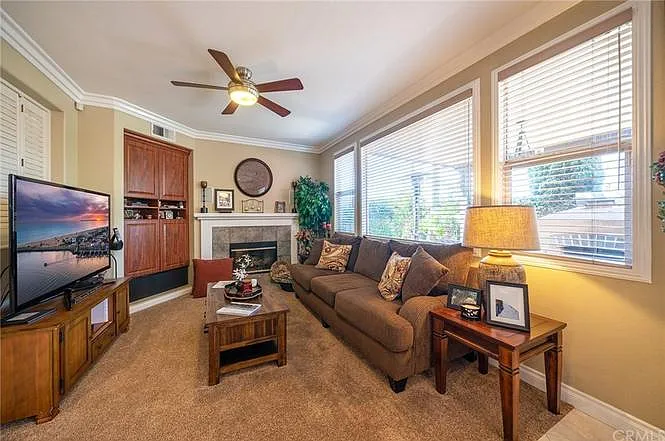 2801 Hazel Pl — Photo 6