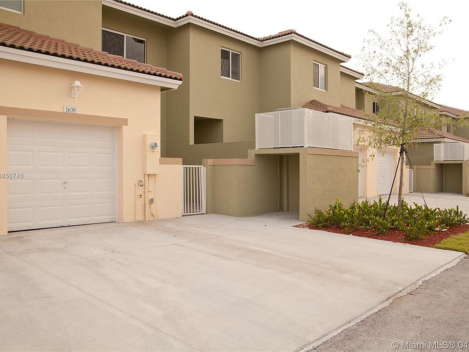 1st image of 2346 SE 16th Pl #2346