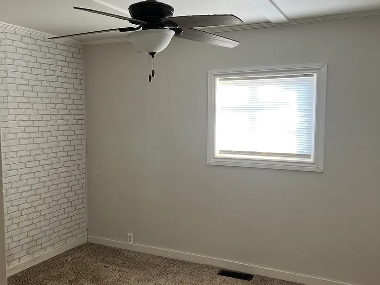 807 Concord Ln #811 — Photo 10