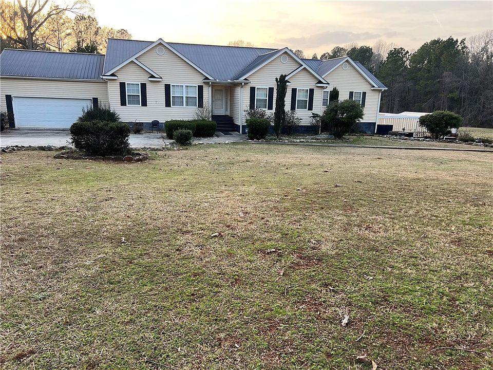 1st image of 521 N Calhoun Shores Pkwy