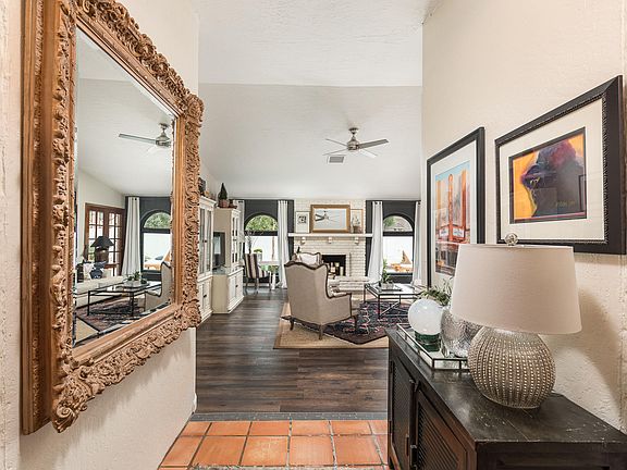 5th image of 1151 N La Arboleta St