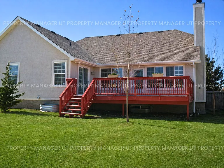 9881 S 3265 W — Photo 10